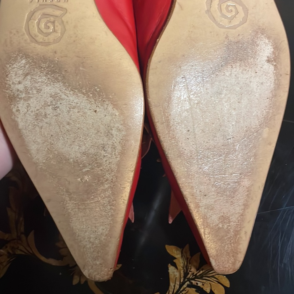 Ursula Mascaro Size 38 US 8 Red Flats Great Condition Flower on top of shoe - Picture 13 of 13